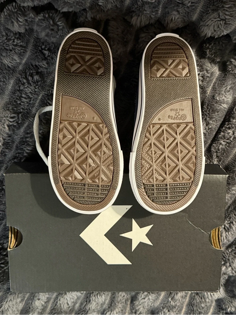 Converse Chuck Taylor All Star Hi High Top Canvas Sneaker Navy  US 10C New